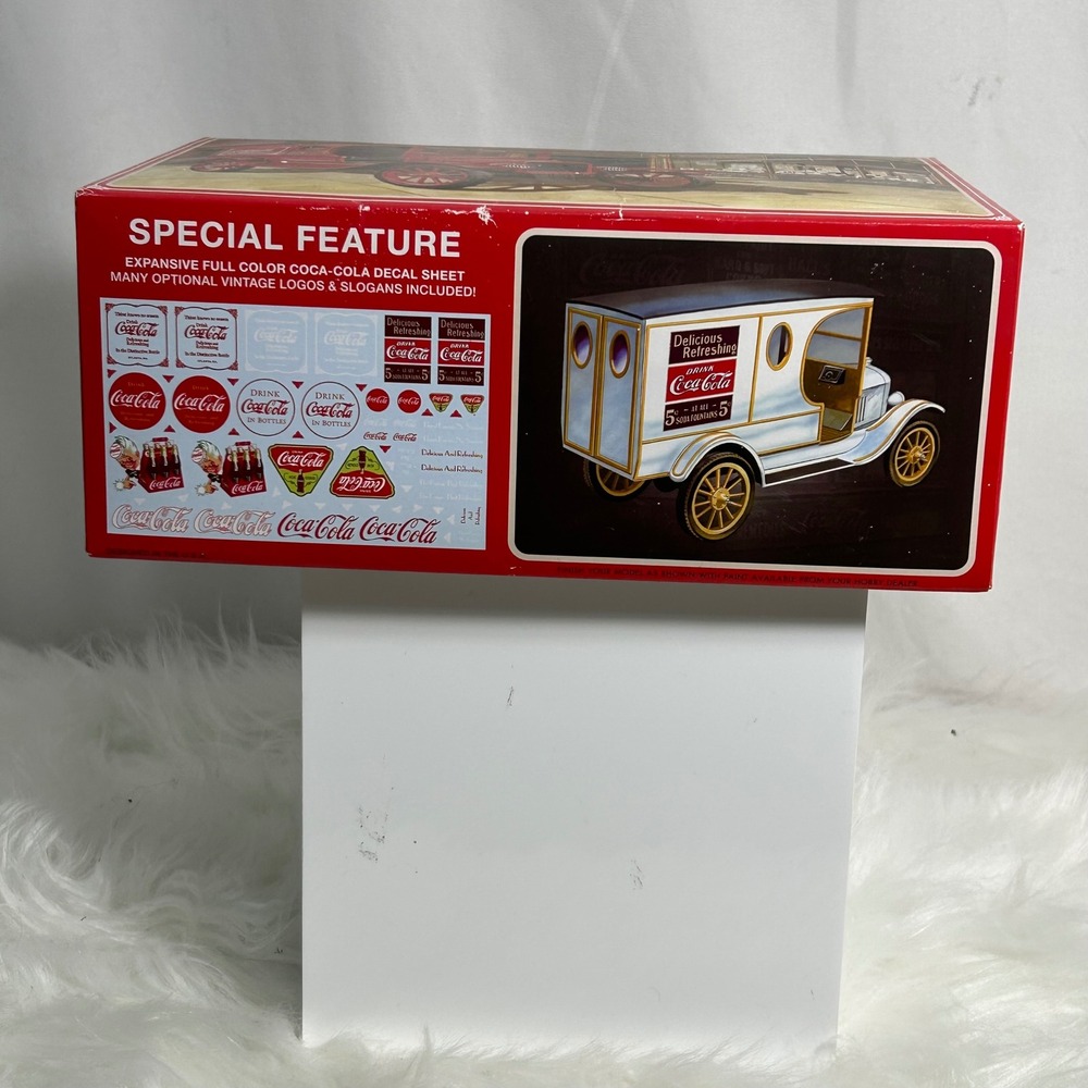 AMT Coca Cola 1923 Ford T Delivery 125 Scale Plastic Model Kit New - Picture 4 of 7